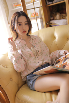 write as分腿器