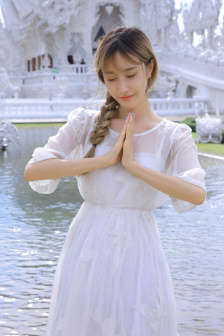 黑皮辣妹
